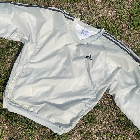 Vtg y2k 2003 Adidas windbreaker top - Picture 5 of 16